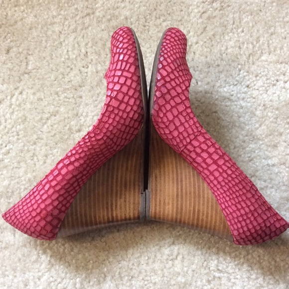 THRED UP MAXSTUDIO Fuscia Pink Closed Toe Wood - Picture 5 of 9